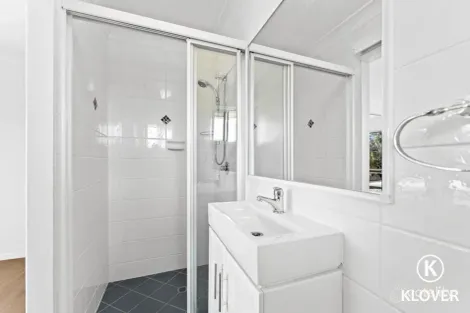 Property photo of 27 Lenore Crescent Springwood QLD 4127