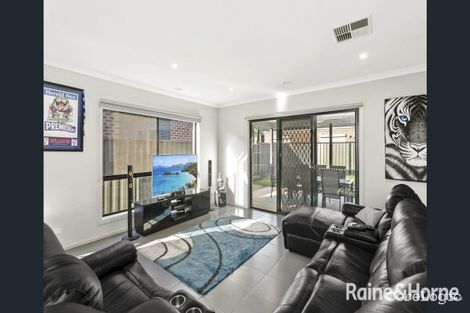 Property photo of 14 Barrangi Drive Tarneit VIC 3029