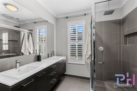 Property photo of 66 Yellowgum Drive Epsom VIC 3551