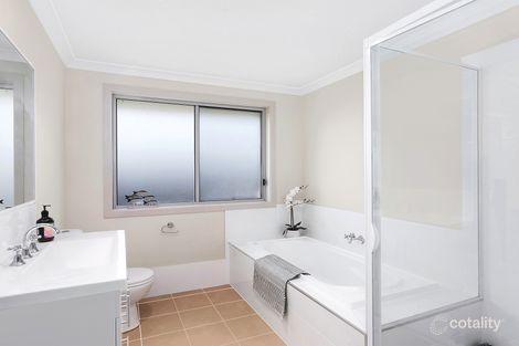 Property photo of 18 Creswell Street Wadalba NSW 2259