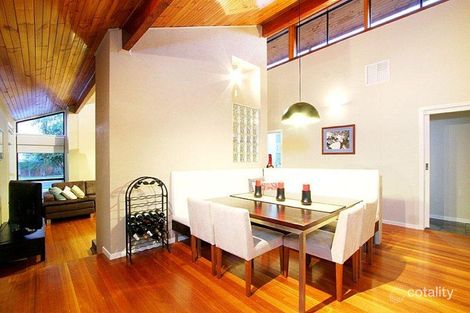 Property photo of 4 Nandina Court Mill Park VIC 3082