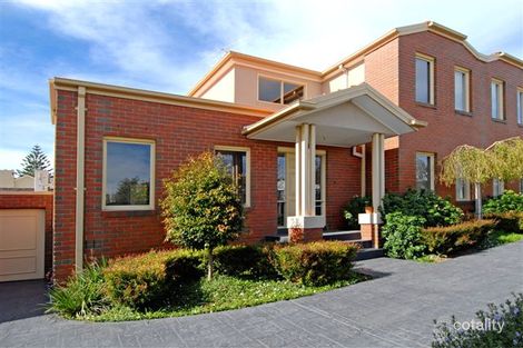 Property photo of 2/18 Linden Avenue Ivanhoe VIC 3079
