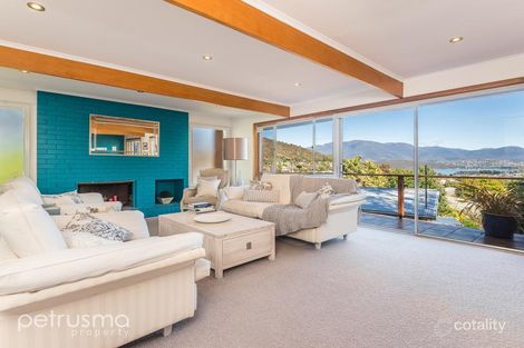 Property photo of 4 Avoca Street Lindisfarne TAS 7015