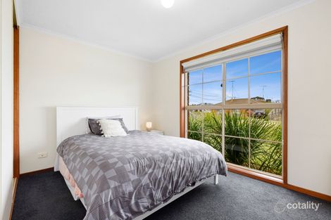 Property photo of 2/110 Coppards Road Whittington VIC 3219