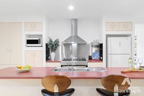 Property photo of 11 Nightingale Place Heritage Park QLD 4118