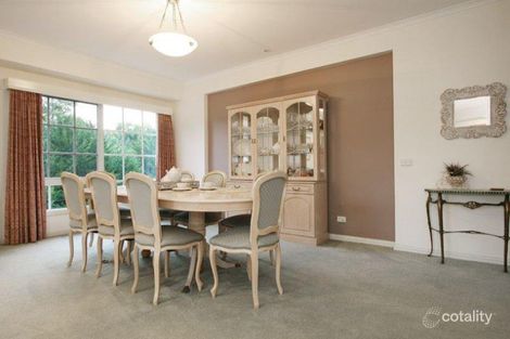 Property photo of 55 Nangathan Way Croydon North VIC 3136