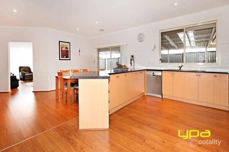 Property photo of 34 Montpellier Drive Hillside VIC 3037