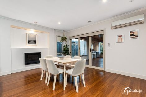 Property photo of 18 Jack William Way Berwick VIC 3806