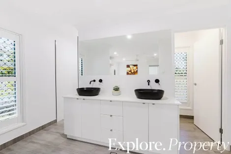 Property photo of 61 Panoramic Drive Sarina QLD 4737