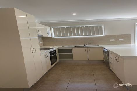 Property photo of 19 Smugglers Cove Mount Low QLD 4818