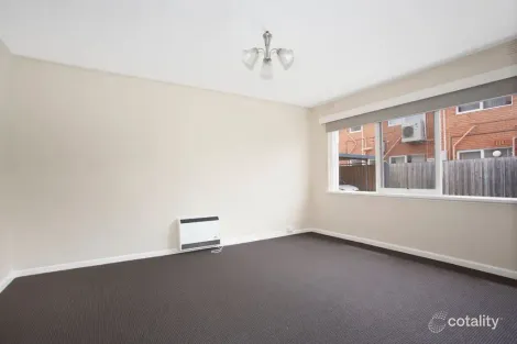 Property photo of 4/2 Rigby Avenue Carnegie VIC 3163
