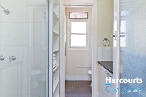 24/17 The Avenue, Crawley, WA 6009