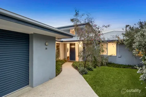 32 HOLLYWOOD BVD, POINT LONSDALE, VIC 3225
