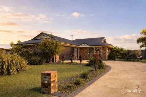 221 Barolin Esp, Coral Cove, QLD 4670