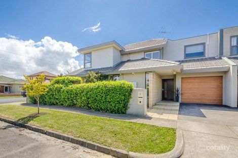 Property photo of 2 Stewart Street Williamstown VIC 3016