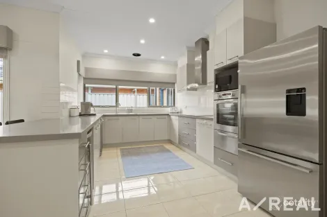 Property photo of 86 Hayston Boulevard Epping VIC 3076