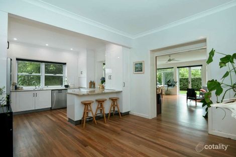 Property photo of 10 Jellicoe Street Mount Lofty QLD 4350