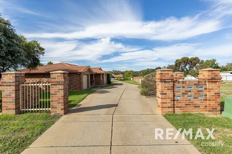 Property photo of 1/108 Undurra Drive Glenfield Park NSW 2650