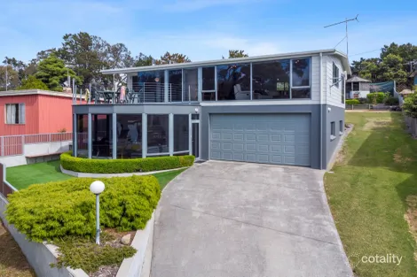39 Jetty Rd, Coles Bay, TAS 7215
