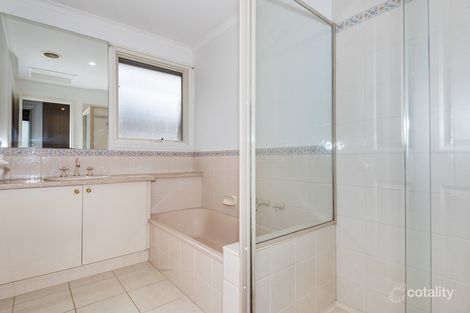Property photo of 1/2-4 Station Street Mooroolbark VIC 3138