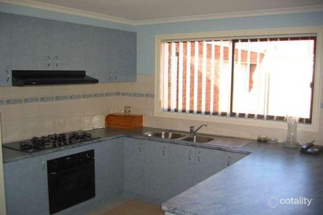 Property photo of 6 Egan Close Werribee VIC 3030