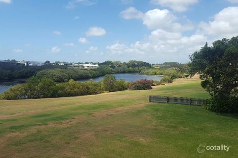 Property photo of 87 Fairway Drive Bargara QLD 4670