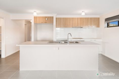 Property photo of 9 Sutton Crescent Carrum Downs VIC 3201