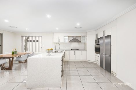 Property photo of 19 Bellerive Close West Hoxton NSW 2171