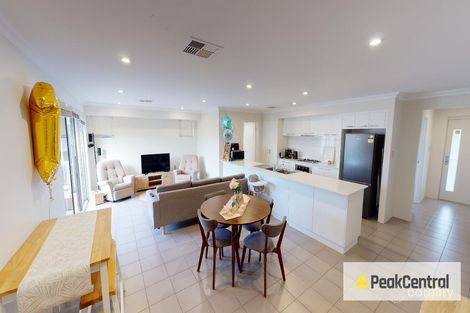 Property photo of 29A Barfield Road Hammond Park WA 6164