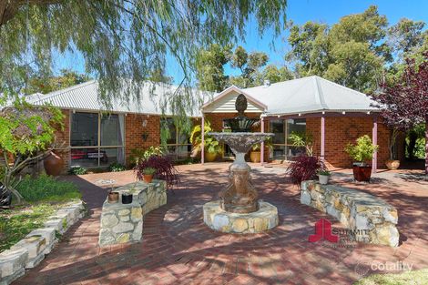 33 Whatman Way, Australind, WA 6233