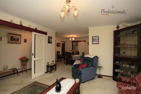 Property photo of 15 Jade Court West Wodonga VIC 3690