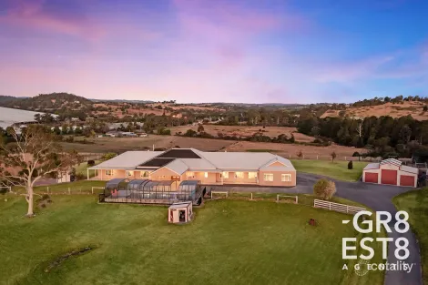 11 Horswood Rd, Narre Warren North, VIC 3804