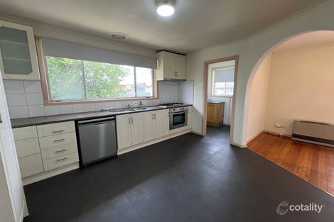 Property photo of 13 Clover Avenue St Albans VIC 3021