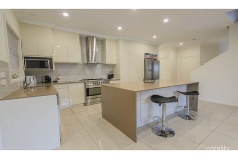 Property photo of 59 Freeman Circuit Llanarth NSW 2795