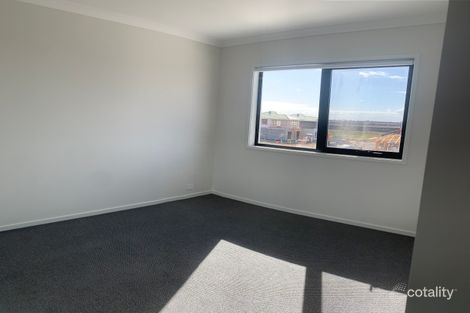 Property photo of 14 Bicton Street Werribee VIC 3030