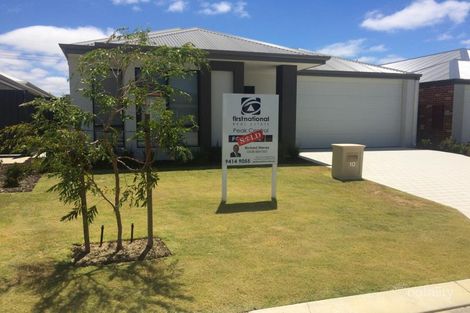Property photo of 10 Caraway Street Treeby WA 6164