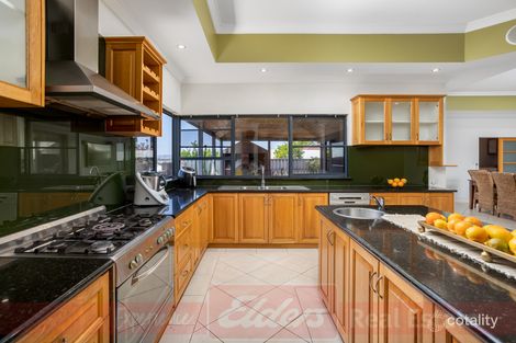 Property photo of 15 Thames Court Australind WA 6233