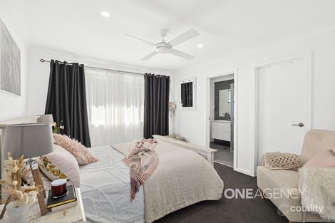 Property photo of 8 Pasture Way Calderwood NSW 2527