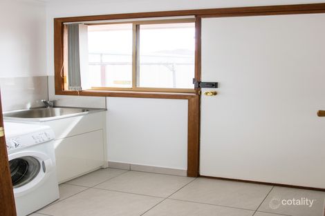 Property photo of 2/20 Robson Avenue Avondale Heights VIC 3034