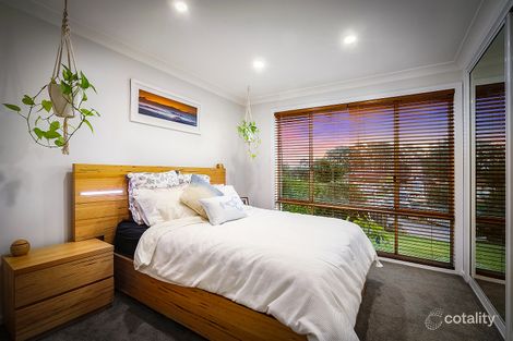 Property photo of 5 Greenleaf Place Buff Point NSW 2262