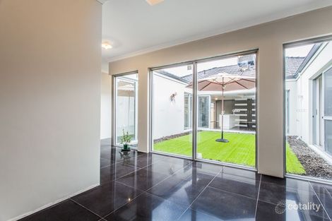 Property photo of 12 Turtledove Road Harrisdale WA 6112
