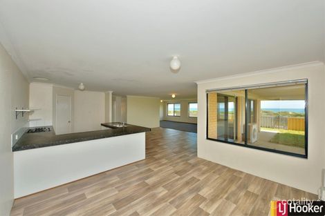54 Ronsard Dr, San Remo, WA 6210