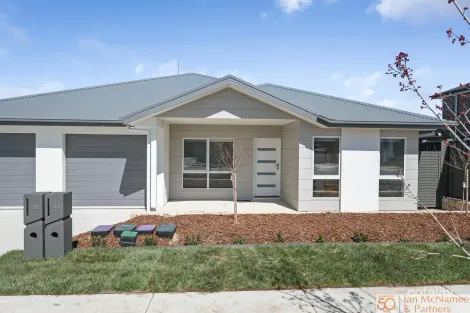 3 Mowenbah Cres, Googong, NSW 2620