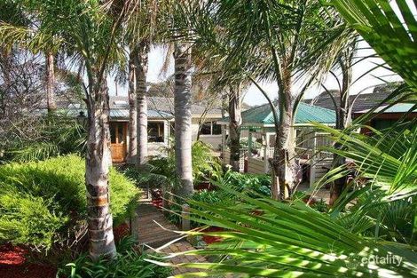 37 Bayview Rd, Mornington, VIC 3931