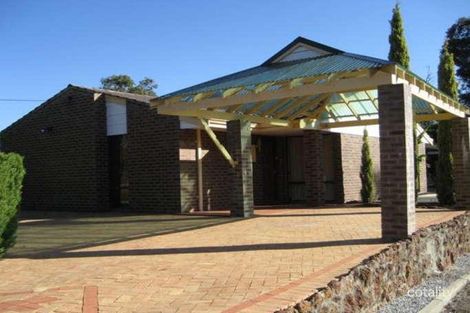 9 Wilkins Rd, Kalamunda, WA 6076