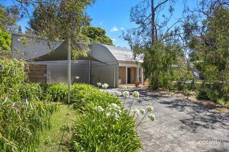 Property photo of 15 Alverstone Grove Mount Eliza VIC 3930