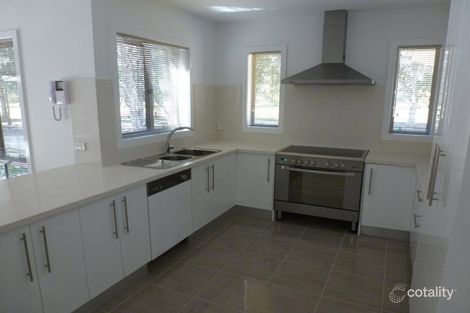 Property photo of 16 Cottlesloe Court West Wodonga VIC 3690