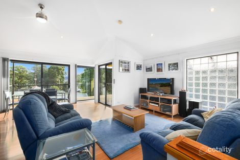 Property photo of 28 Jirramba Avenue Saratoga NSW 2251