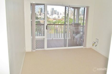 Property photo of 11/87 Hampstead Road Highgate Hill QLD 4101