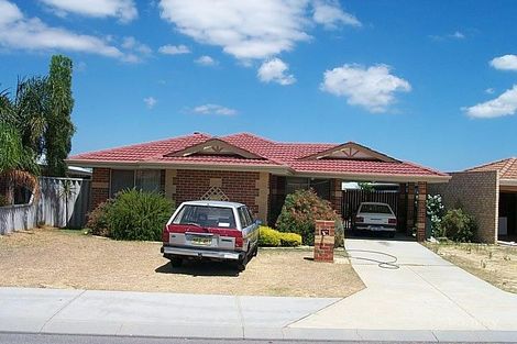 30 Guadalupe Dr, Ballajura, WA 6066